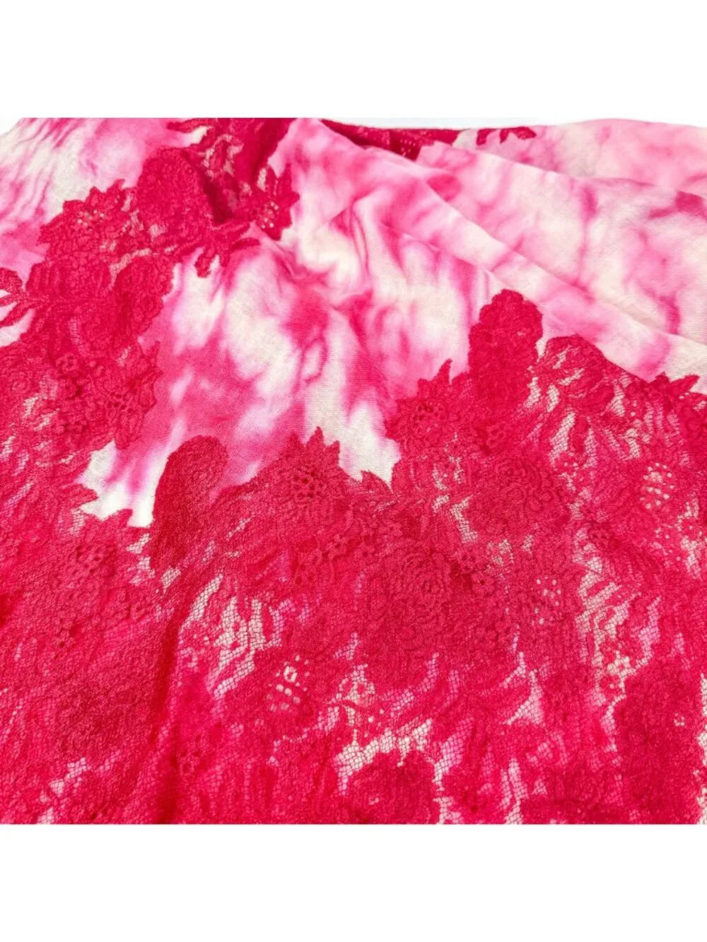 Carolina Amato Pink Red Fuschia Lace Applique Wool Silk Scarf Shawl Wool Silk